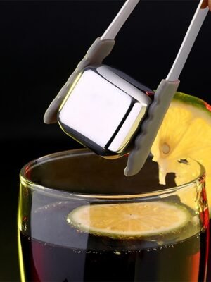 Stainless Steel Chilling Reusable Ice Cubes for Whiskey, Vodka, Liqueurs