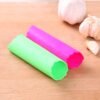5 PCS Soft Resin Tube Shaped Reusable Magic Handheld Rolling Garlic Peeler Kitchen Tools (Random Color Delivery)
