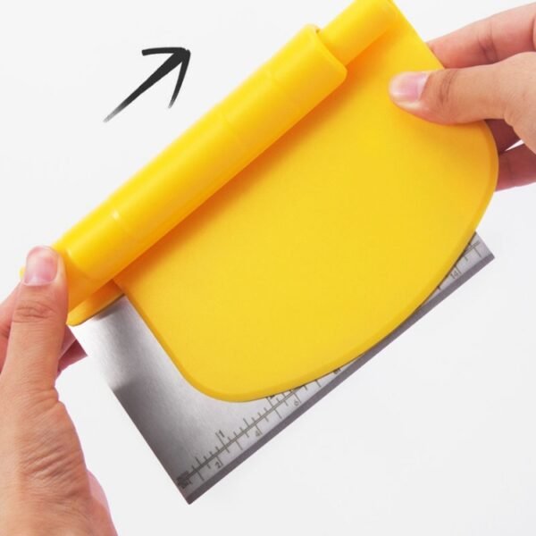 Stainless Steel Dough Cutter Scraper With Scale Cutter Baking Tools