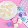 4 in 1 Three-Dimensional Fondant Biscuit Embossing Mold Push-Type Cake Mold Random Style Delivery