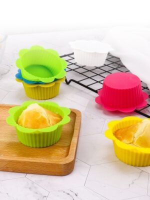 20 PCS DIY Baking Mold Macaron Lace Shape Silicone Cake Cup Pudding Egg Tart Muffin Cup Mold,Random Color Delivery