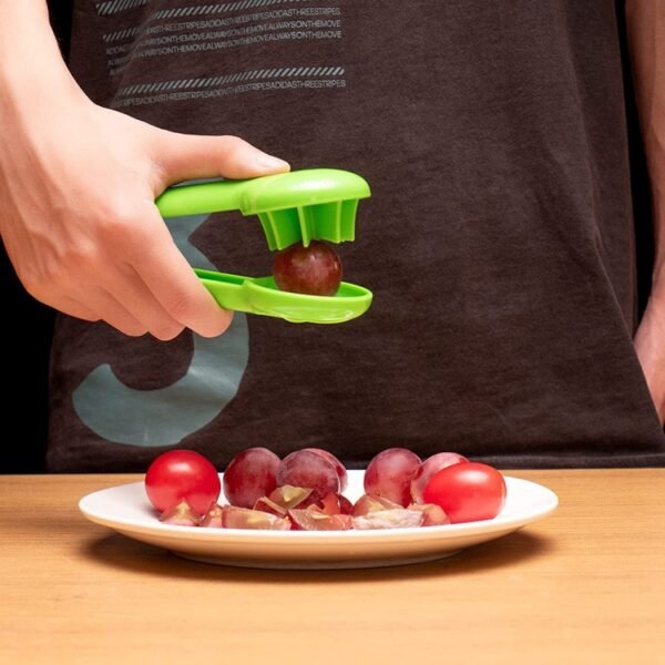 Grape Slicer Convenient Household Blueberry Strawberry Slicer Kitchen Tools